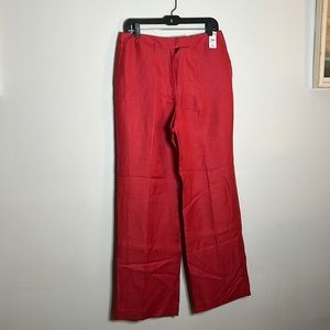 Beautiful vintage red linen pants from Talbots. Lined for a smooth silhouette.